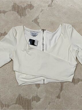 bebe white Cropped Wrap-Front 3/4 Sleeve Top NWT